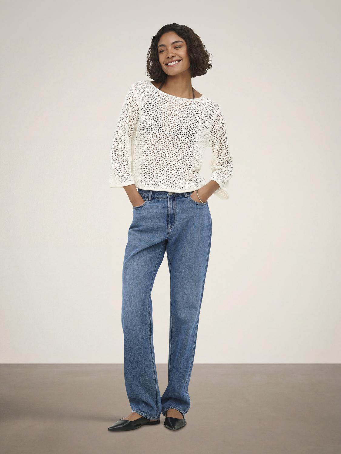 model_shot-front_full